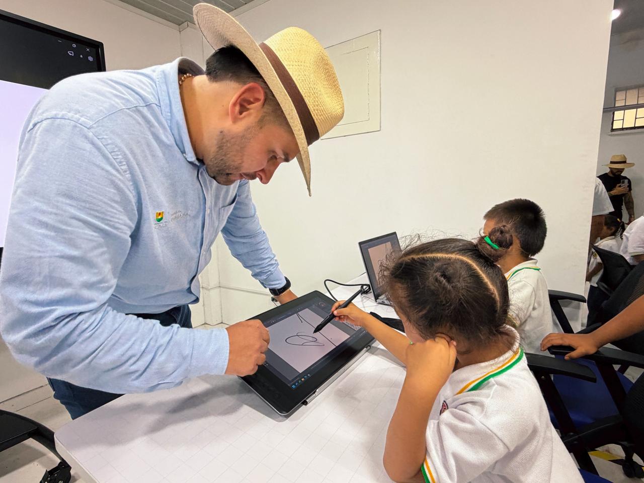 AULA_STEM_Y_COMPUTADORES_AGUADAS_7.jpeg