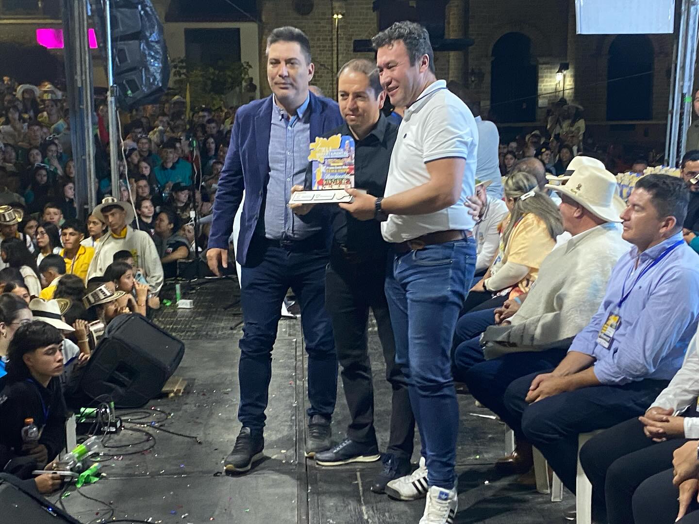 BANDAS_MANZANARES01.jpg