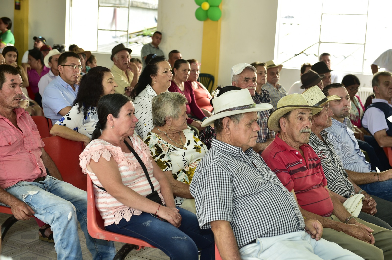 EN_COMBO_POR_CALDAS_-_SAMANA_3.jpeg