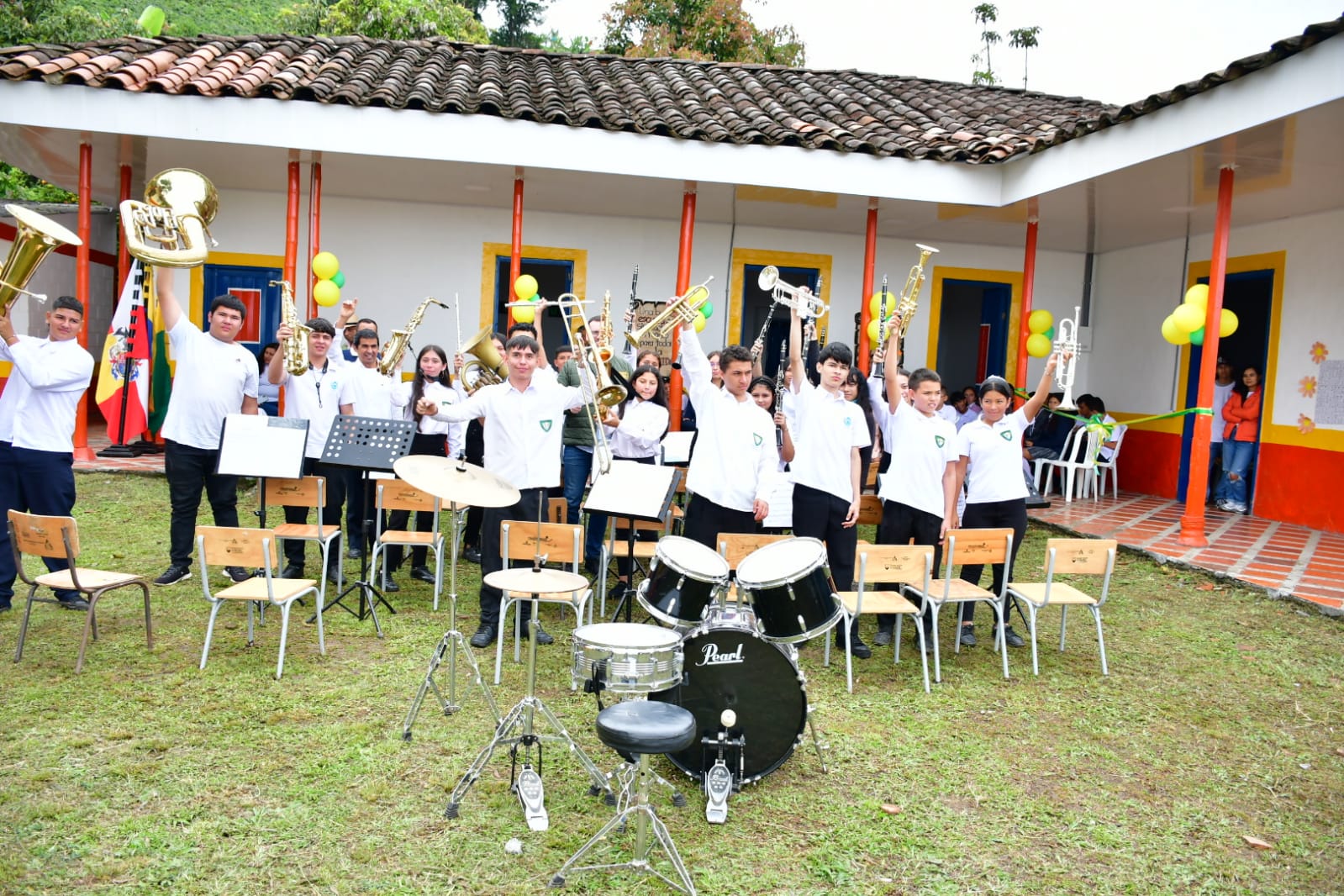 MEJORAMIENTOS SEDE TABUYO IE SAN PEDRO 1